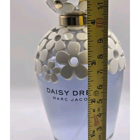 Daisy Dream Marc Jacobs Fragrance for Women- Used  100 ML Collectible Bottle - Picture 3 of 8
